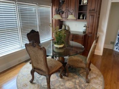 Breakfast Nook Next to Kitchen