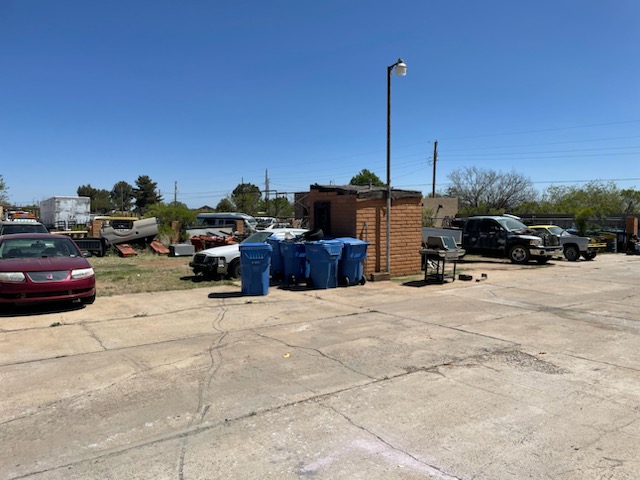 Back lot for cars