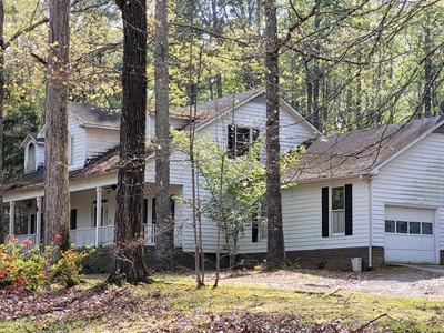 2300 sq ft residence known as 175 Brentwood Ln. Henderson NC