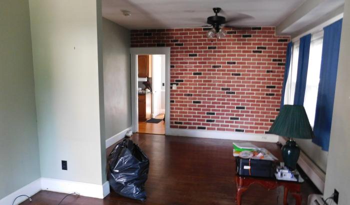 Front doorway view into living room 41 Wendell