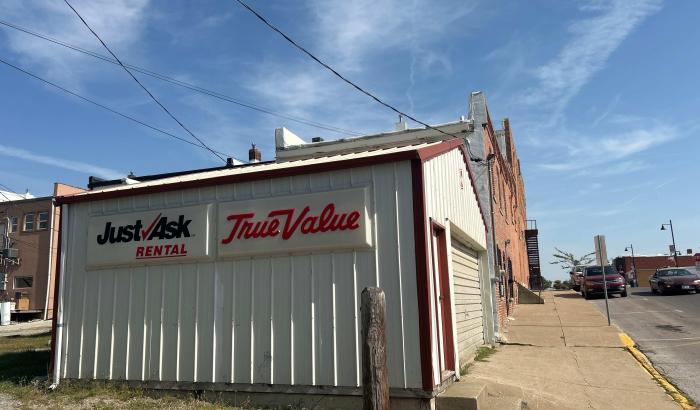 Side View of Offsite Garage