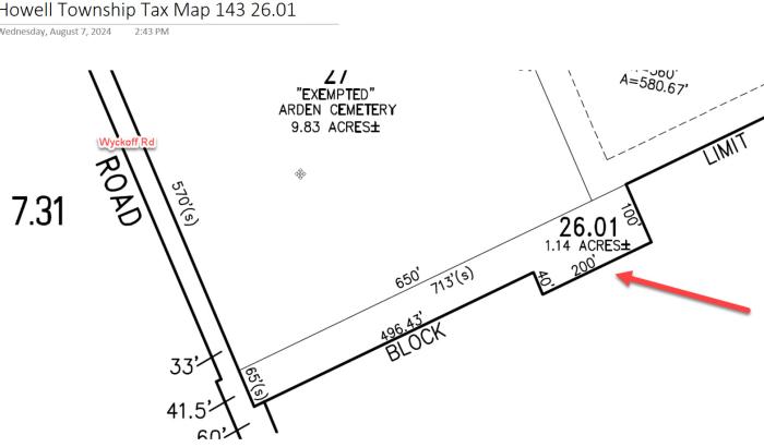 Tax map section showing the frontage and depth of the subject parcel
