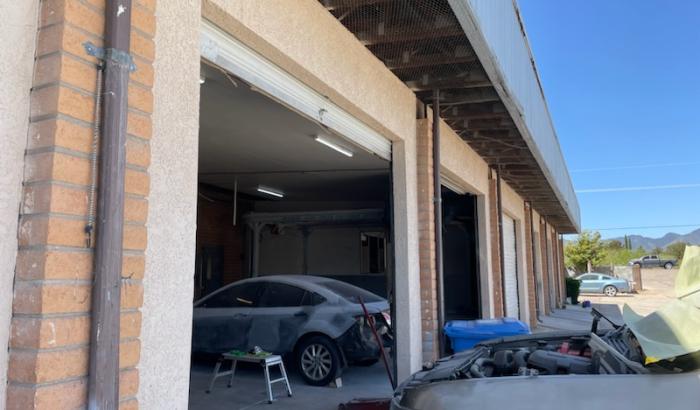 Right side view of garage bay