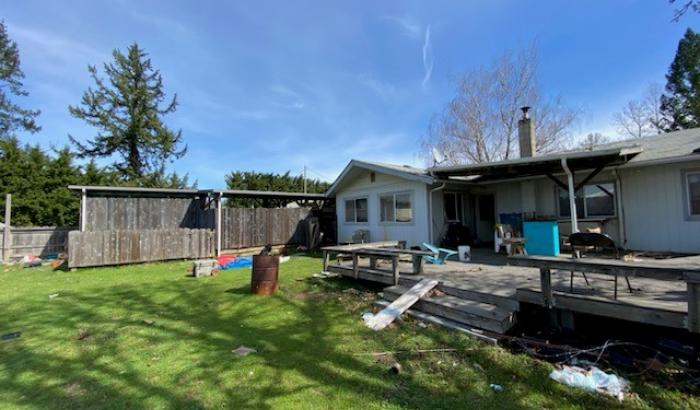 Another view of the front of the house