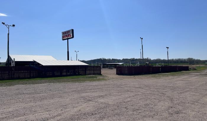 Front gravel lot and front of commercial building