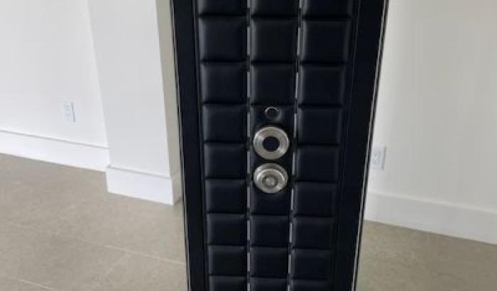 BUBEN & SORWEG Orion Safe-Front view 