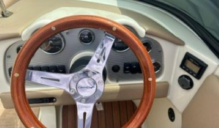 Interior steering wheel